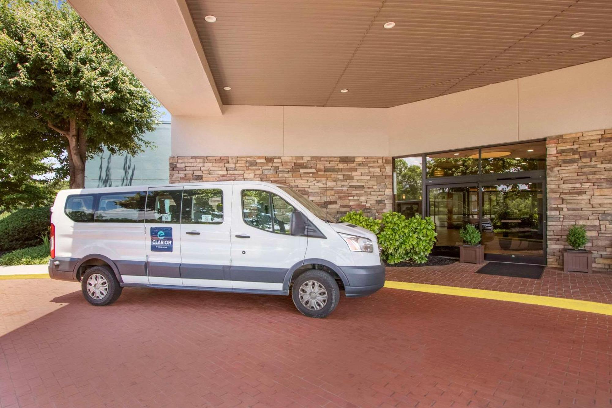 Clarion Inn Asheville Airport Fletcher Exterior photo