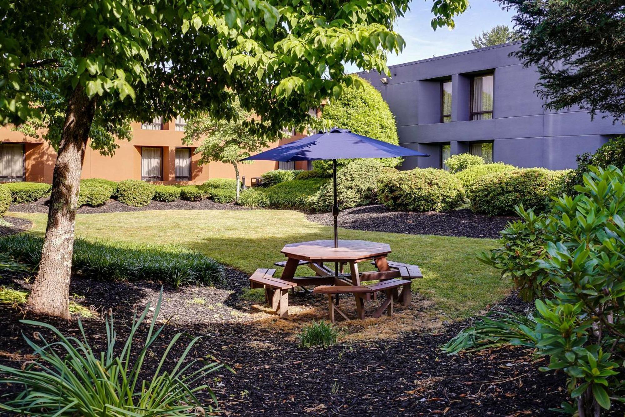 Clarion Inn Asheville Airport Fletcher Exterior photo