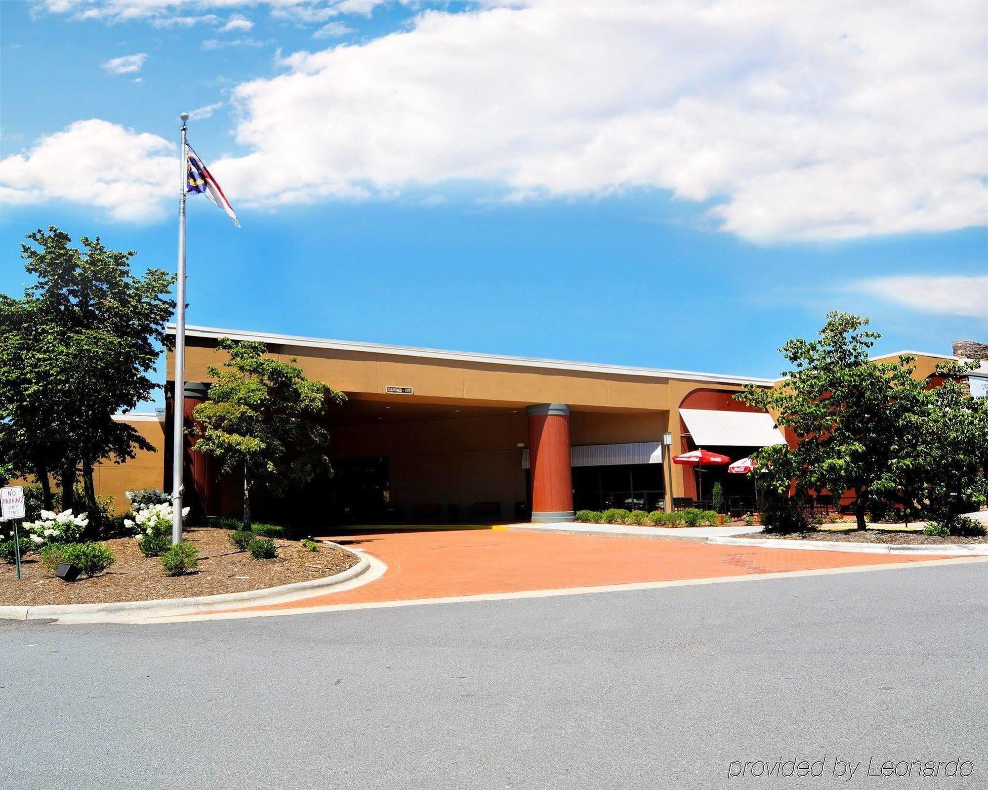 Clarion Inn Asheville Airport Fletcher Exterior photo